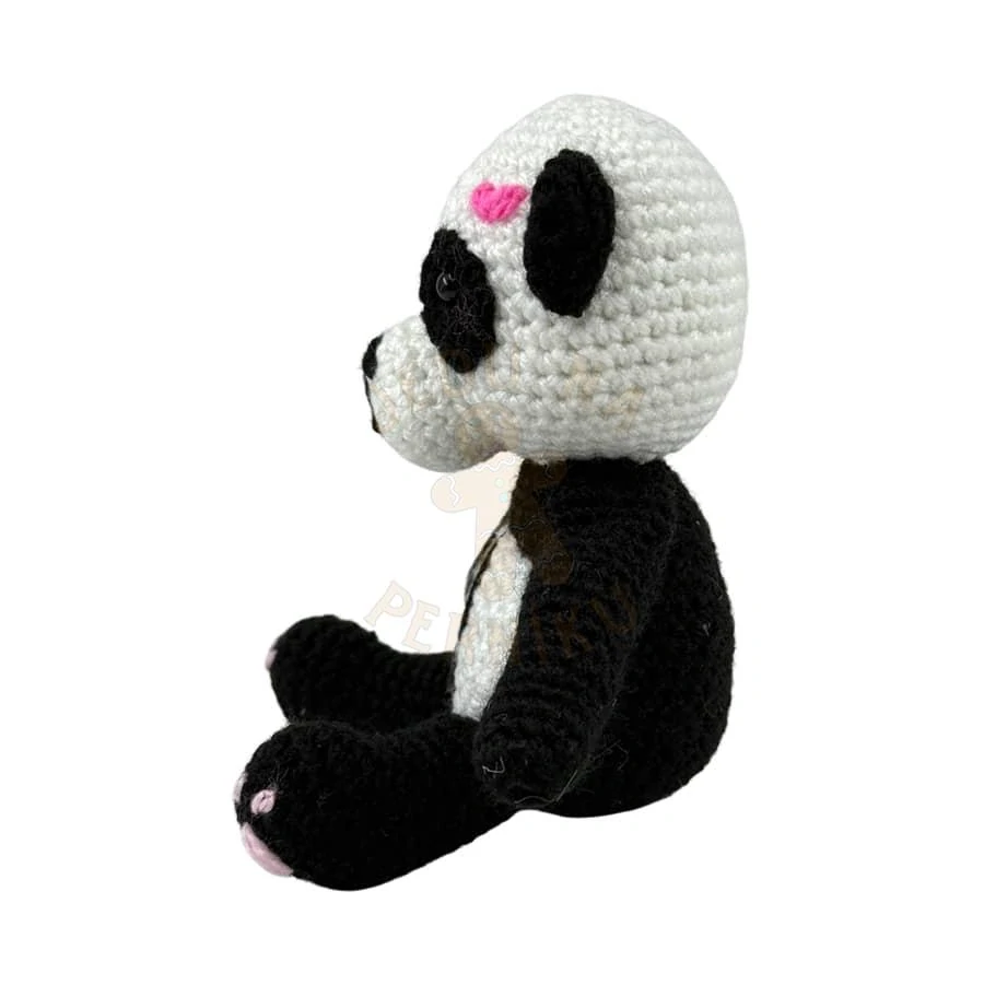 Háčkovaná hračka - panda Pája